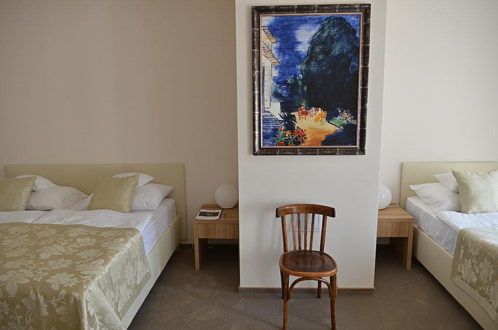 Hotel Arkadia Pecs Bagian luar foto