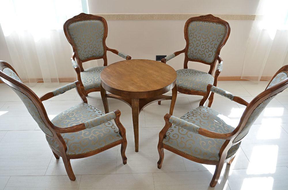 Hotel Arkadia Pecs Bagian luar foto